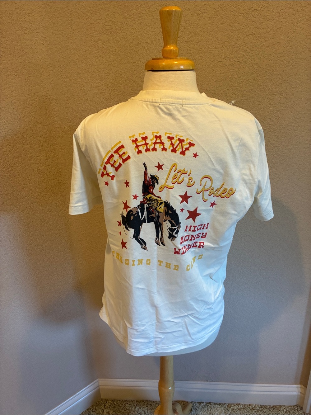 Wildfox Cream Tee with Red Rodeo Detail size S 100% cotton